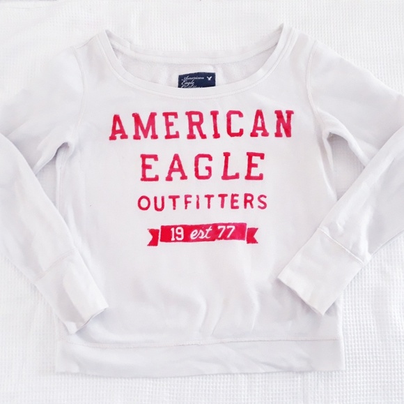 american eagle white sweatshirt